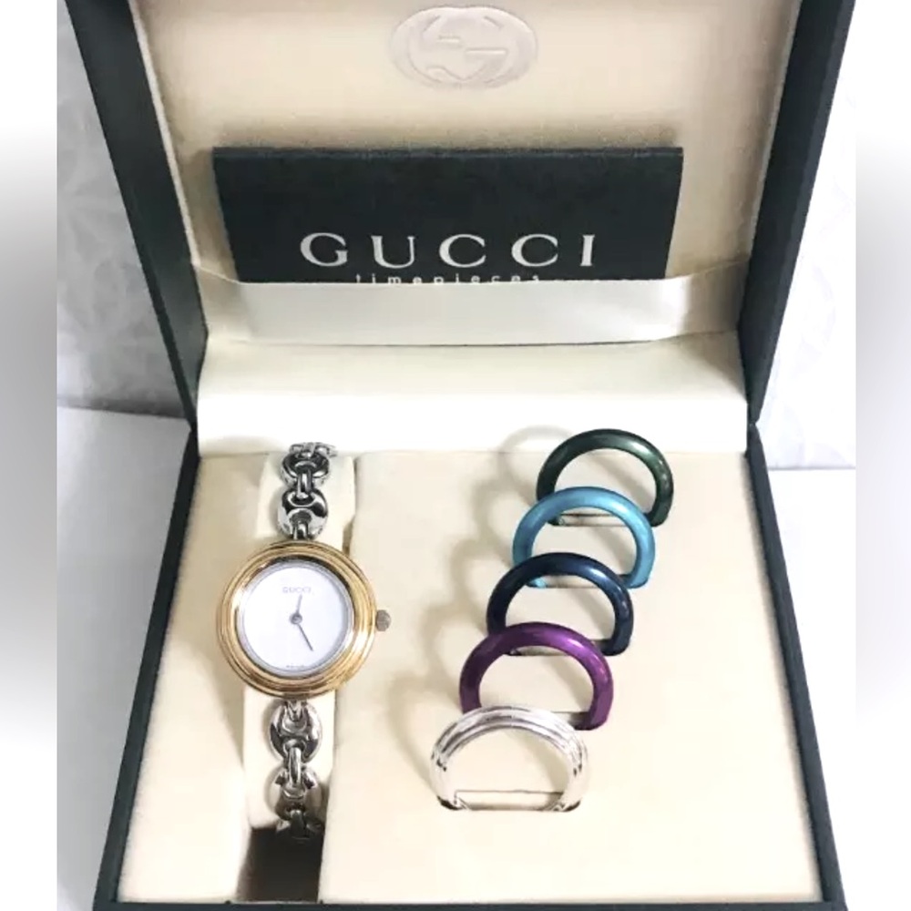 GUCCI LUXURY Watch in Silver with Bezels
